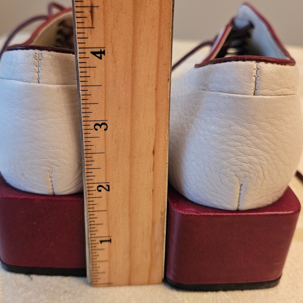 NWOT Cream Colored Oxfords by NO216 - Picture 6 of 11